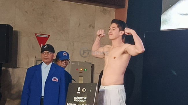 Jelang rematch tinju El Rumi vs Jefri Nichol, Jumat (8/8/2025). [FTNews.co.id/Selvianus Kopong Basar]